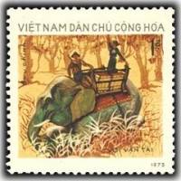 (1974-005) Марка Вьетнам "Слон на охоте"   Рабочие слоны III Θ